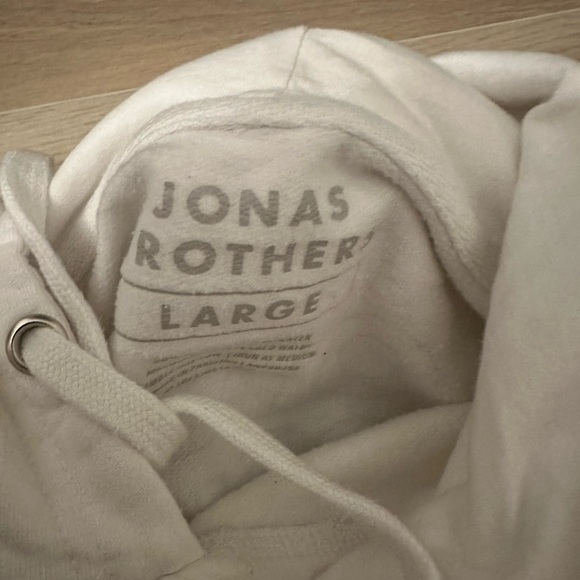 White Jonas Brothers Five Albums, One Night, The Tour Hoodie - Picture 2 of 3